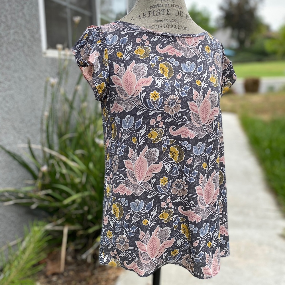 🎉new listing🎉Ann Loft Blouse - Picture 3 of 16